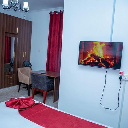 Hotel The Lit Gardens Kisumu Exterior foto